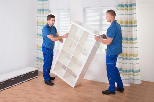 Packing and selecting the right storage unit size
